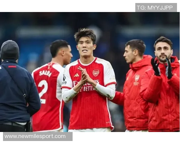 富安健洋抵达阿姆斯特丹明天将进行阿贾克斯体检开启新篇章 富安健洋抵达阿姆斯特丹明天将进行阿贾克斯体检开启新篇章