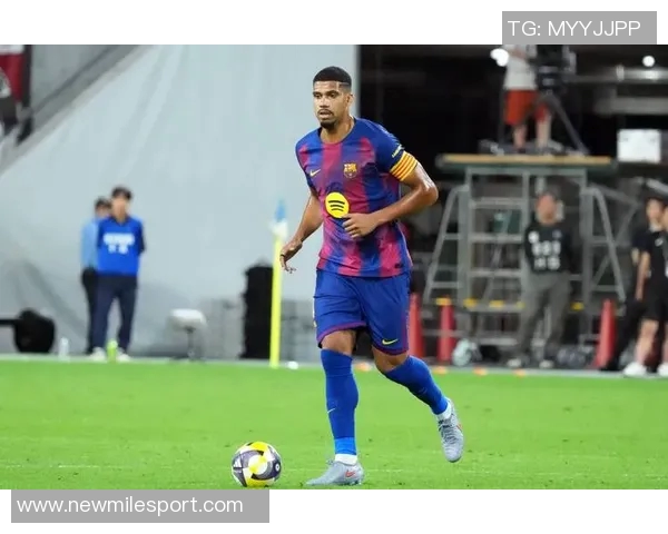 欧冠首战44分钟红牌罚下弗里克确认阿劳霍因病缺席下场比赛