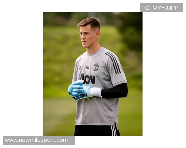 曼联计划召回22岁外租门将维特克与拉门斯争夺首发位置